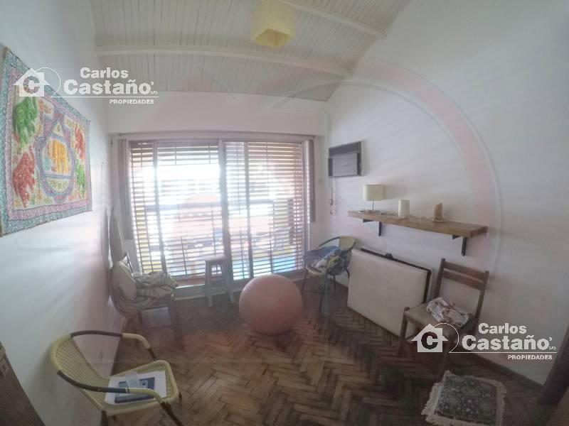 Gran Chalet Ideal Vivienda Multifamiliar + Profesional en Exc Sector 3