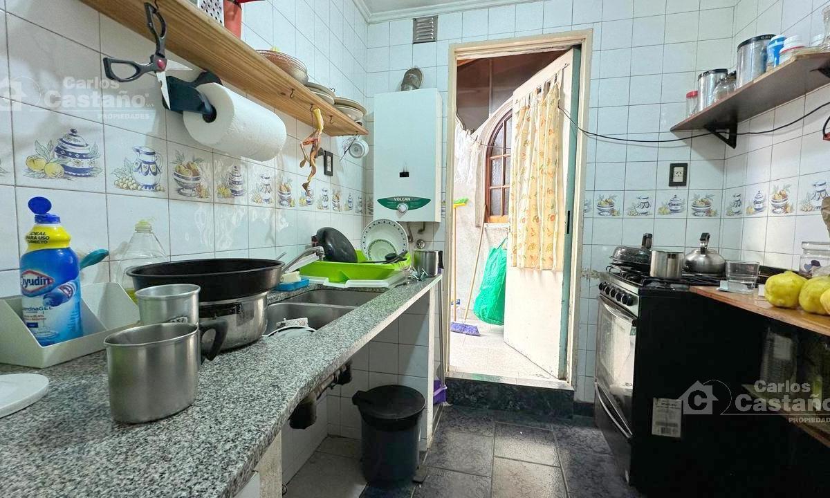 Casa en Planta Baja, Ideal 2 Familias con Patio, Terraza y Cochera 3