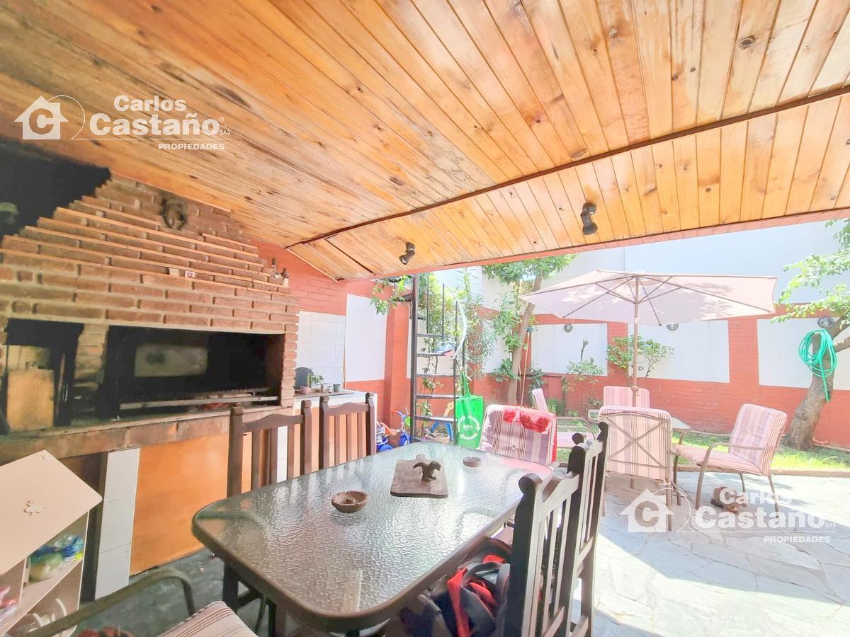 Exc. Chalet 5 Amb. con Terraza y Jardín 5