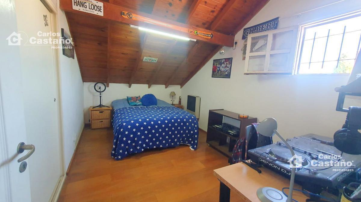 Cerca de Estación Juan. B. Justo, Solido Chalet 8 Amb. con Piscina, Suite, Cochera y Fondo 4