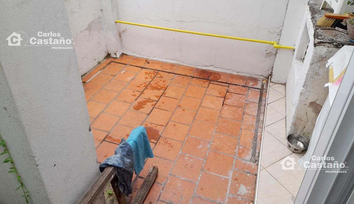 Foto de Exc. Depto. 3 Amb. por Escalera, imagen 2