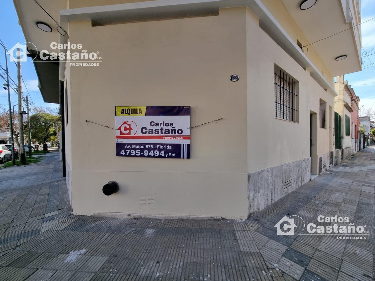 PH en Esquina Ideal 2 Familias y o Inversor a 4/c de Av Maipu 2