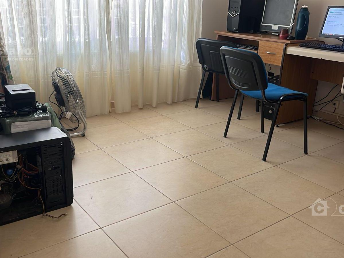 Chalet 6 Amb. en Exc. Sector de Vte. López 5