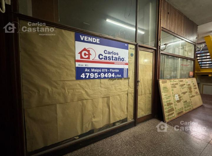 Foto de Sobre Av. Maipú, Local en Galería con Sótano o Deposito, imagen 2