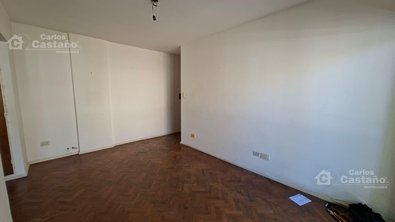 Foto de Departamento 2 Ambientes al Frente con Cochera, imagen 1
