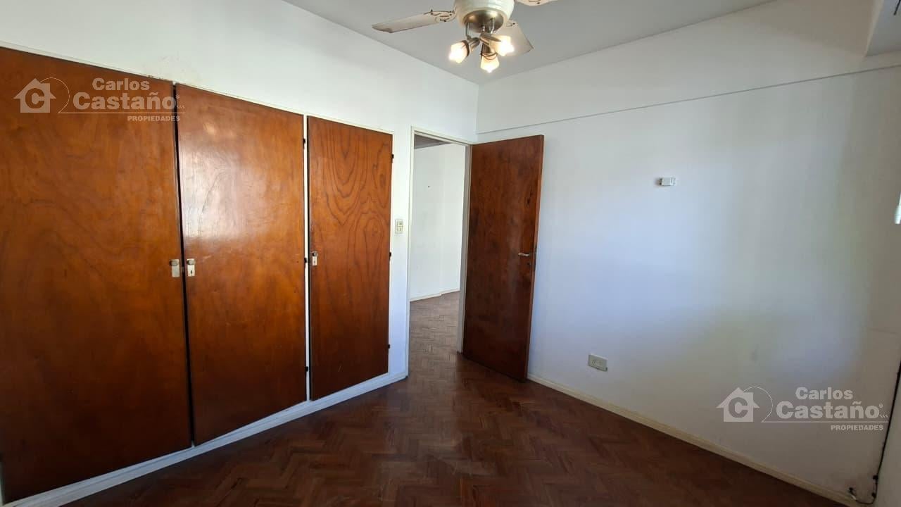 Foto de Departamento 2 Ambientes al Frente con Cochera, imagen 2