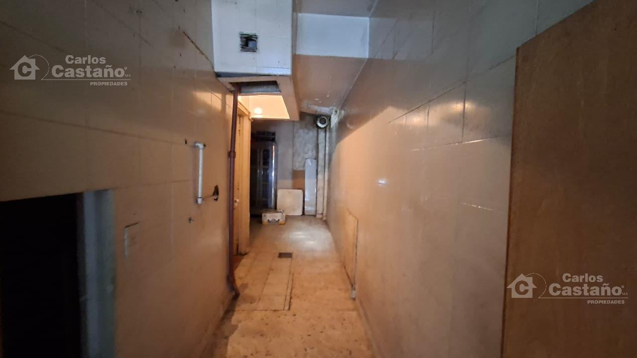 Foto de A Media Cuadra de Av. Maipú, Local de 3x17m con Baño, imagen 4