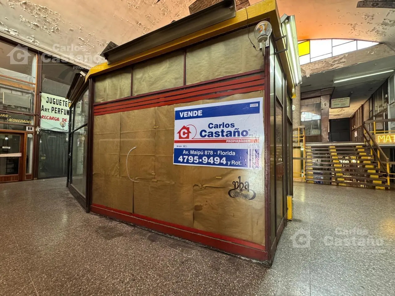 3 Locales Juntos en "Galería Monumental" 2