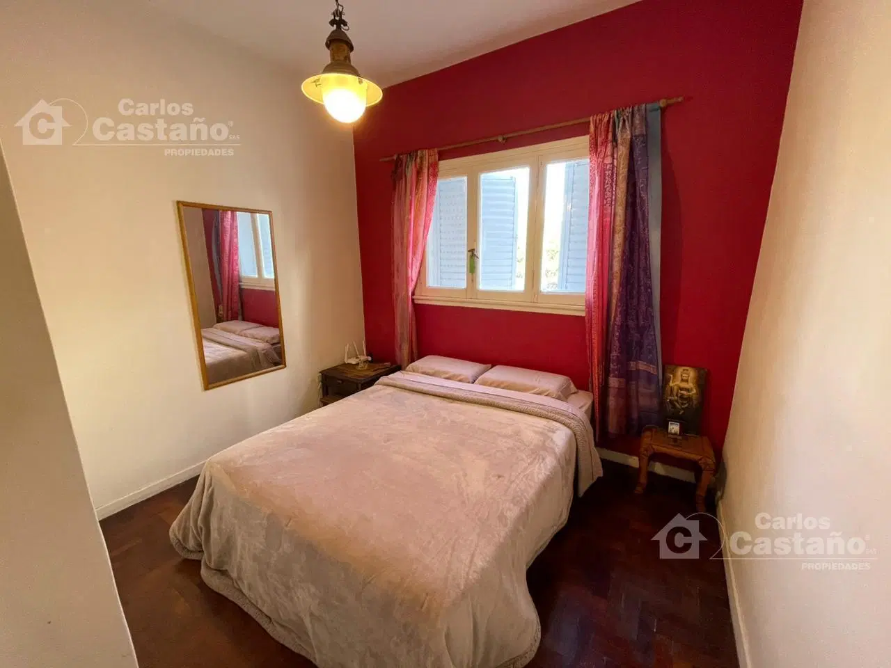 Inmejorable "sector" 3 ambientes 44m2. Mucha luz. (2do piso por escalera) 8