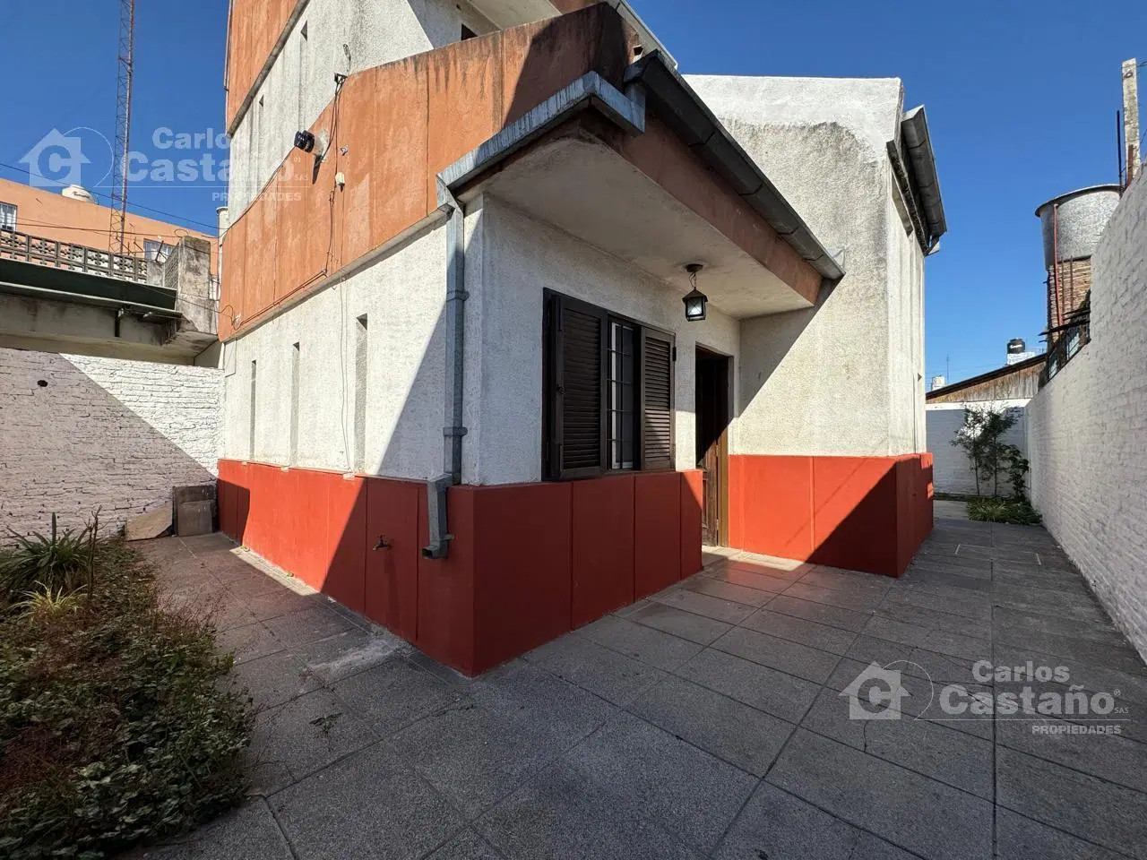 Exc Casa en PH al C/Frente, 3 Amb con Jardín y patio. 2