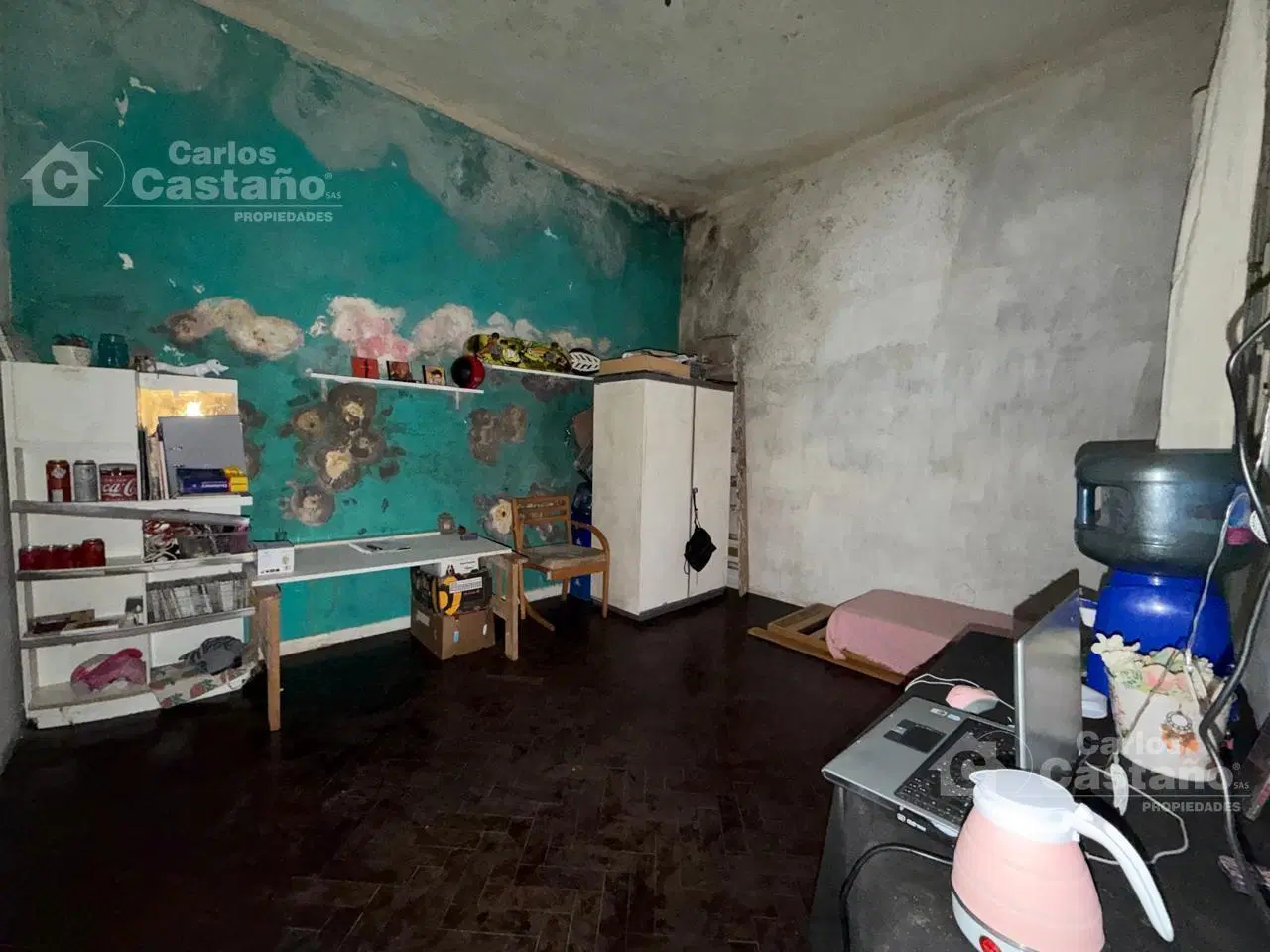 Depto. Tipo Casa 3 Amb. a Reciclar en Planta Alta 4