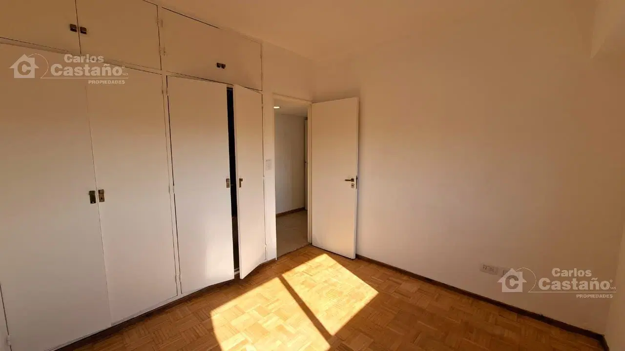 Excelente departamento 3 ambientes con cochera 3