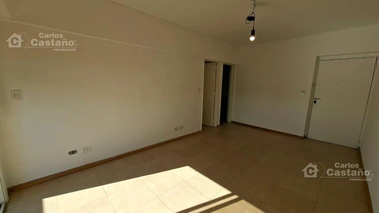 Excelente departamento 3 ambientes con cochera 2