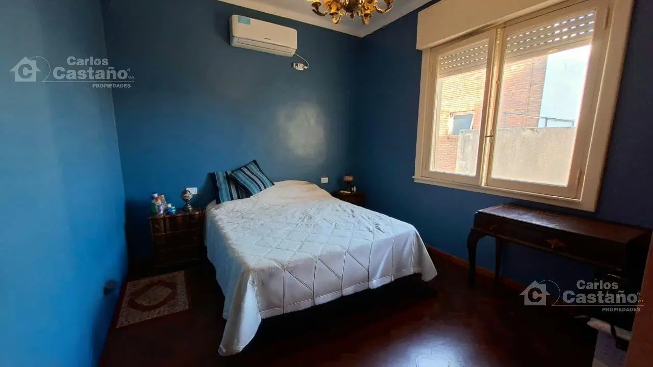 Excelente departamento 4 ambientes en Barrio Vicente López a 4 cuadras de gral paz. 3