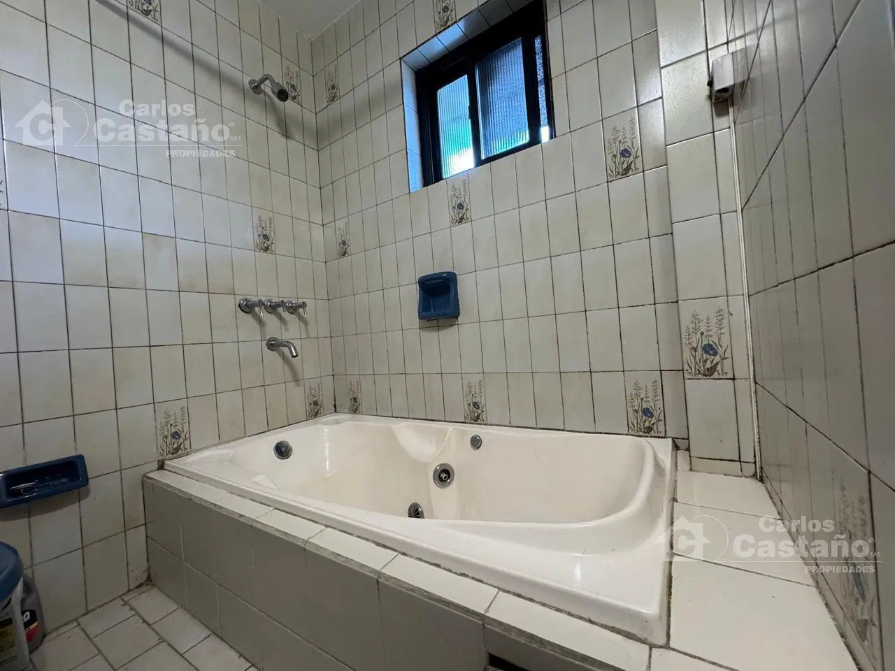 Excelente Chalet 4 Ambientes con Jardín y Cochera – A 4 C/ de Av. Maipú 8