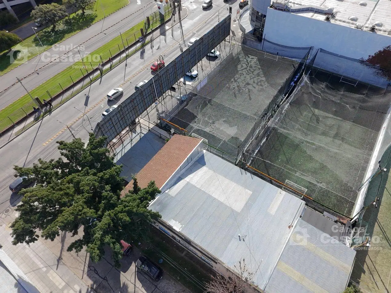 Único y Exclusivo Lote en Esquina, Frente a Unicenter 3