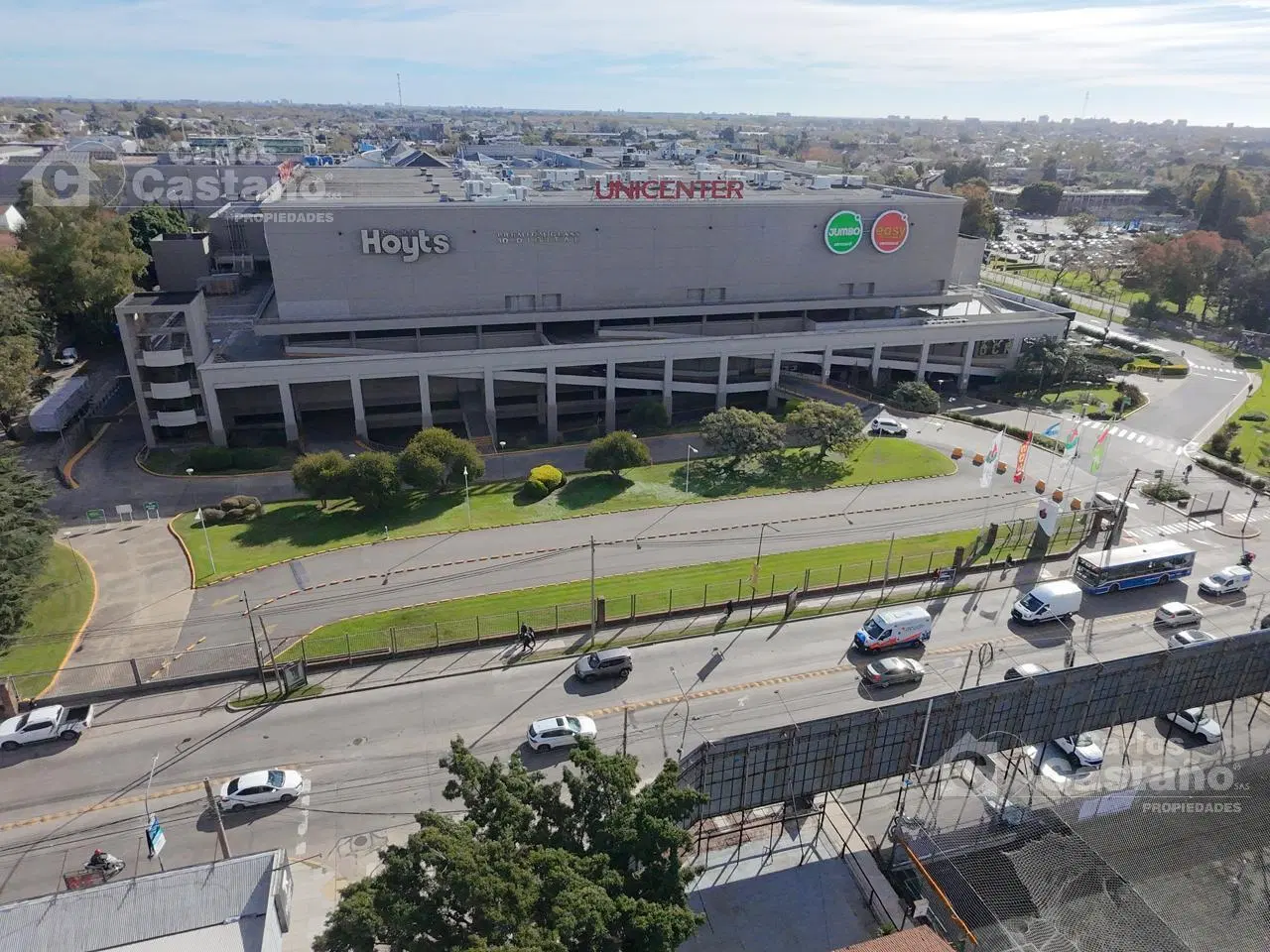Único y Exclusivo Lote en Esquina, Frente a Unicenter 2