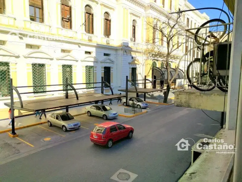 Oficina en Planta Alta al frente a 4/C de 9 de Julio 3