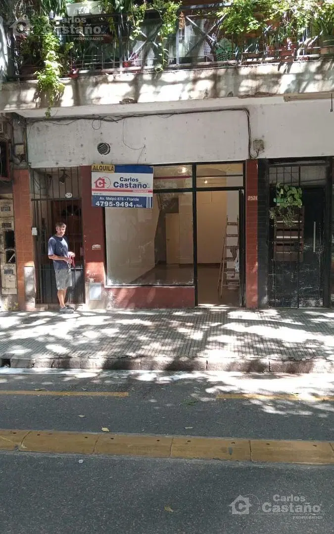Exc. Local Comercial con Baño   Sótano a Mts. de Av. Monroe y a 2/c Av. Cabildo 5