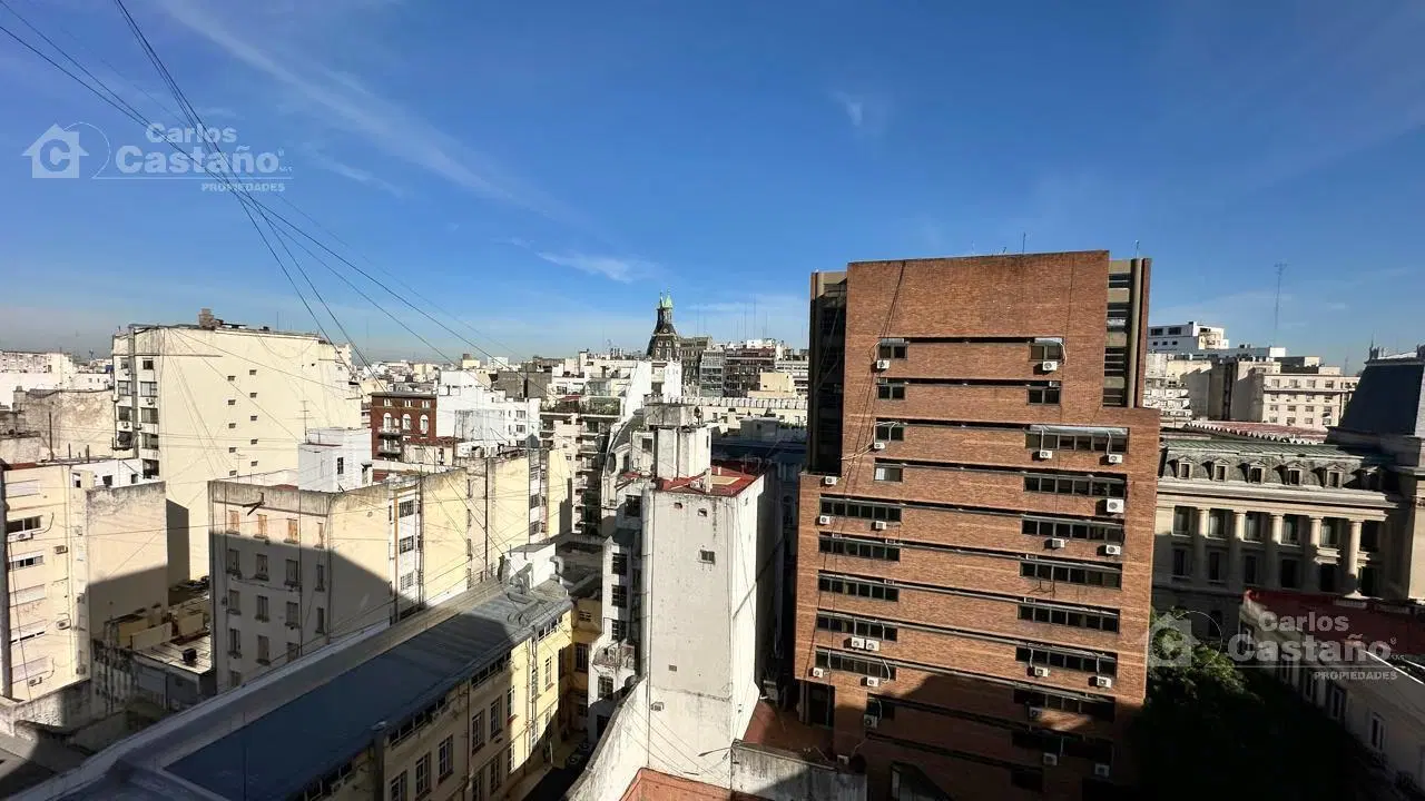 Depto. 2 Amb. con Vista, a 1/c de Av. Belgrano 4