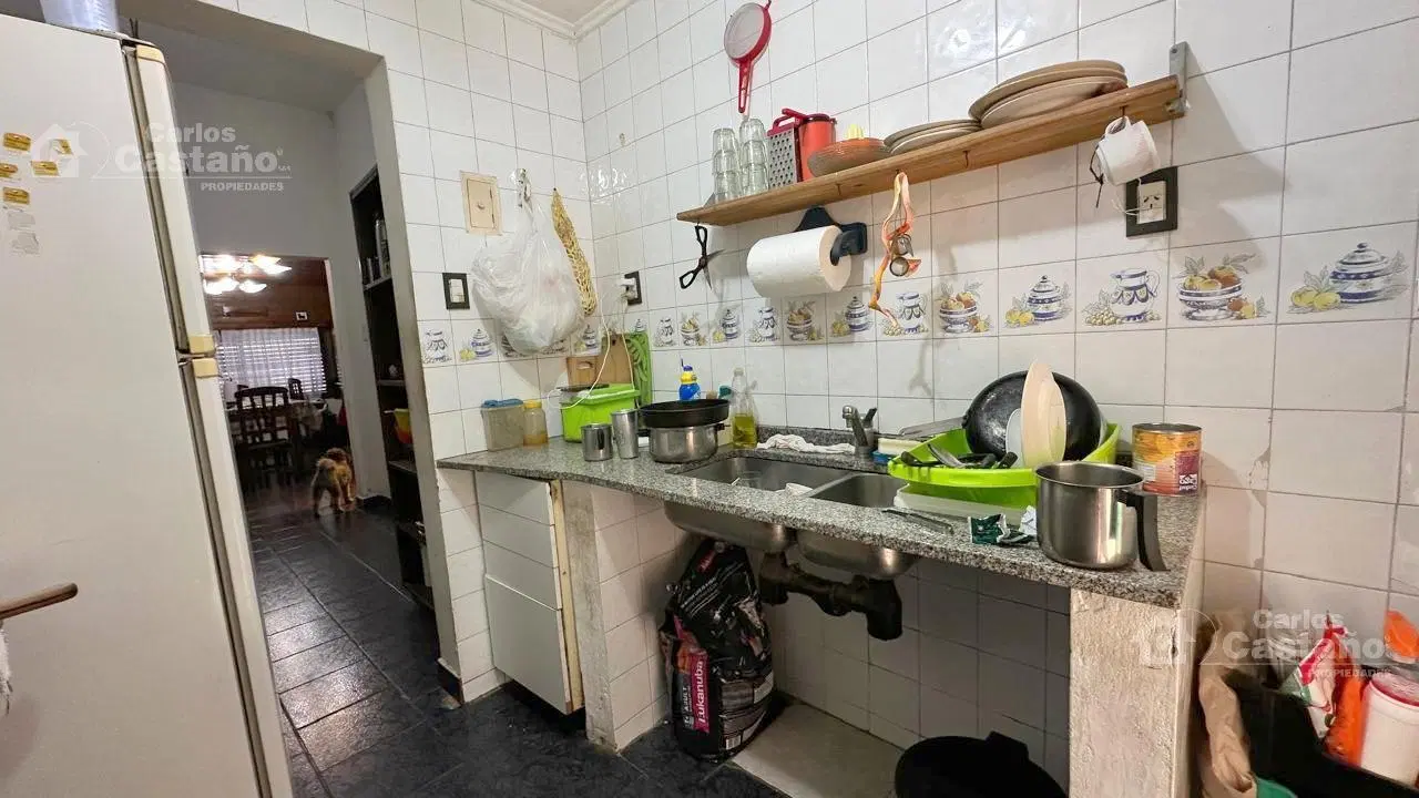 Casa en Planta Baja, Ideal 2 Familias con Patio, Terraza y Cochera 8