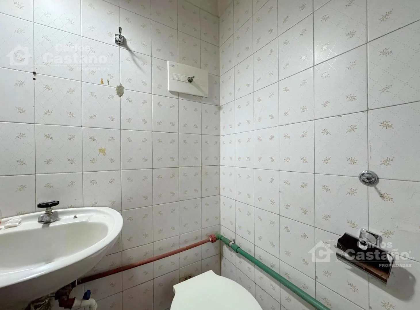 Local de 30m2 con baño 4