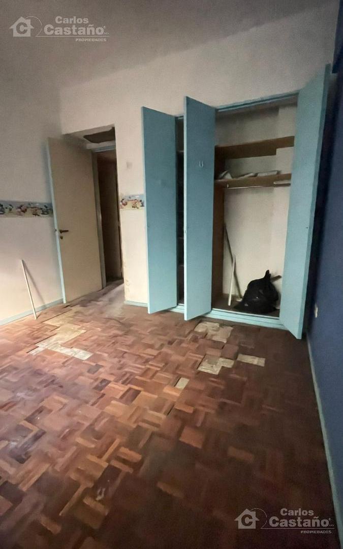 Foto de Depto 4 Amb al Frente C/ Balcón y Patio., imagen 3