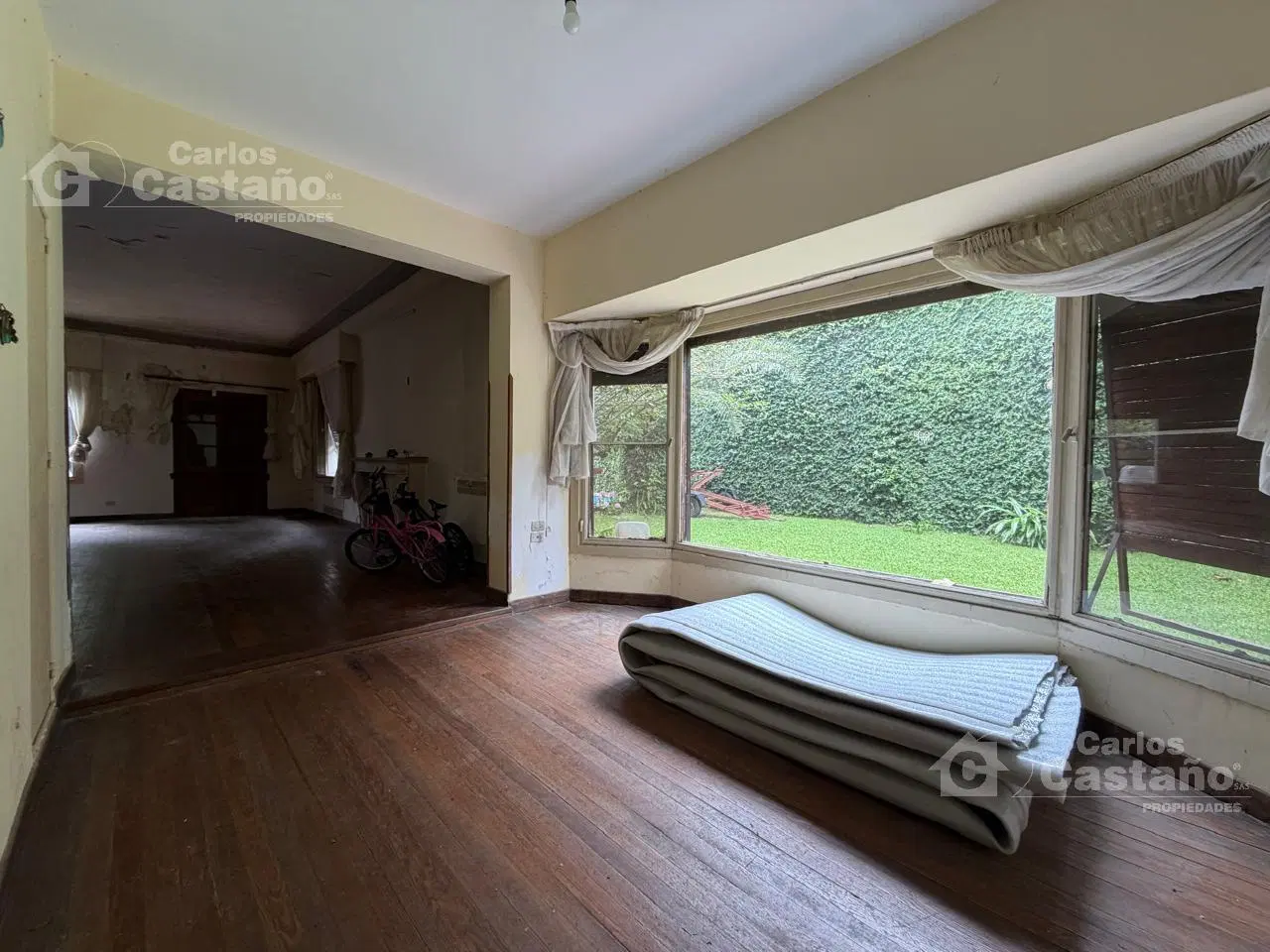 Exclusiva Propiedad 4 Amb. en la Mejor Zona de Olivos 8