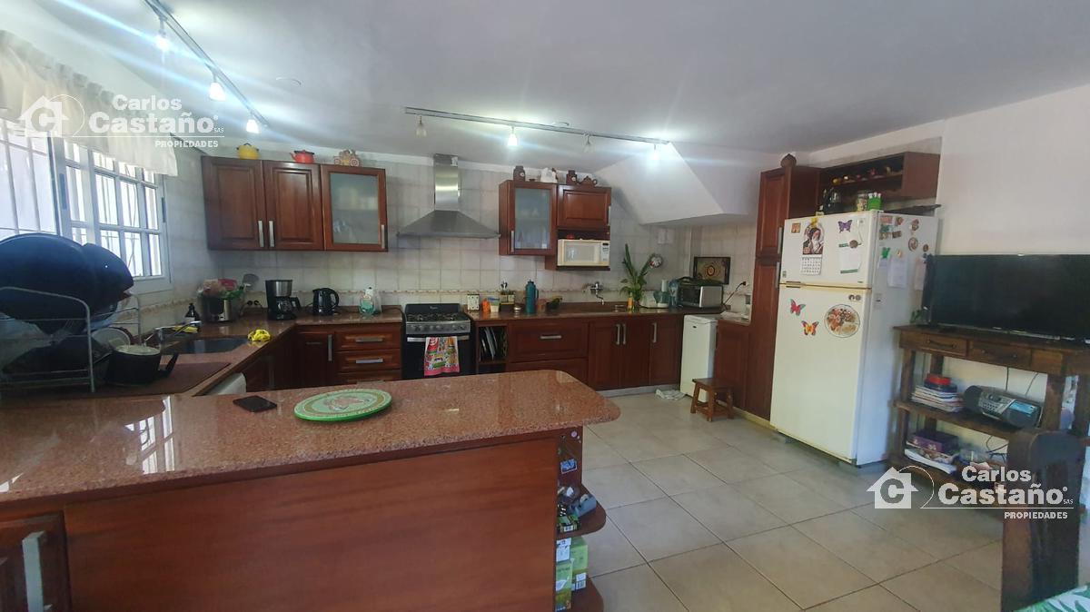Foto de Exc. Casa 5 Amb. con Galpón, Ideal Ampliación, imagen 4