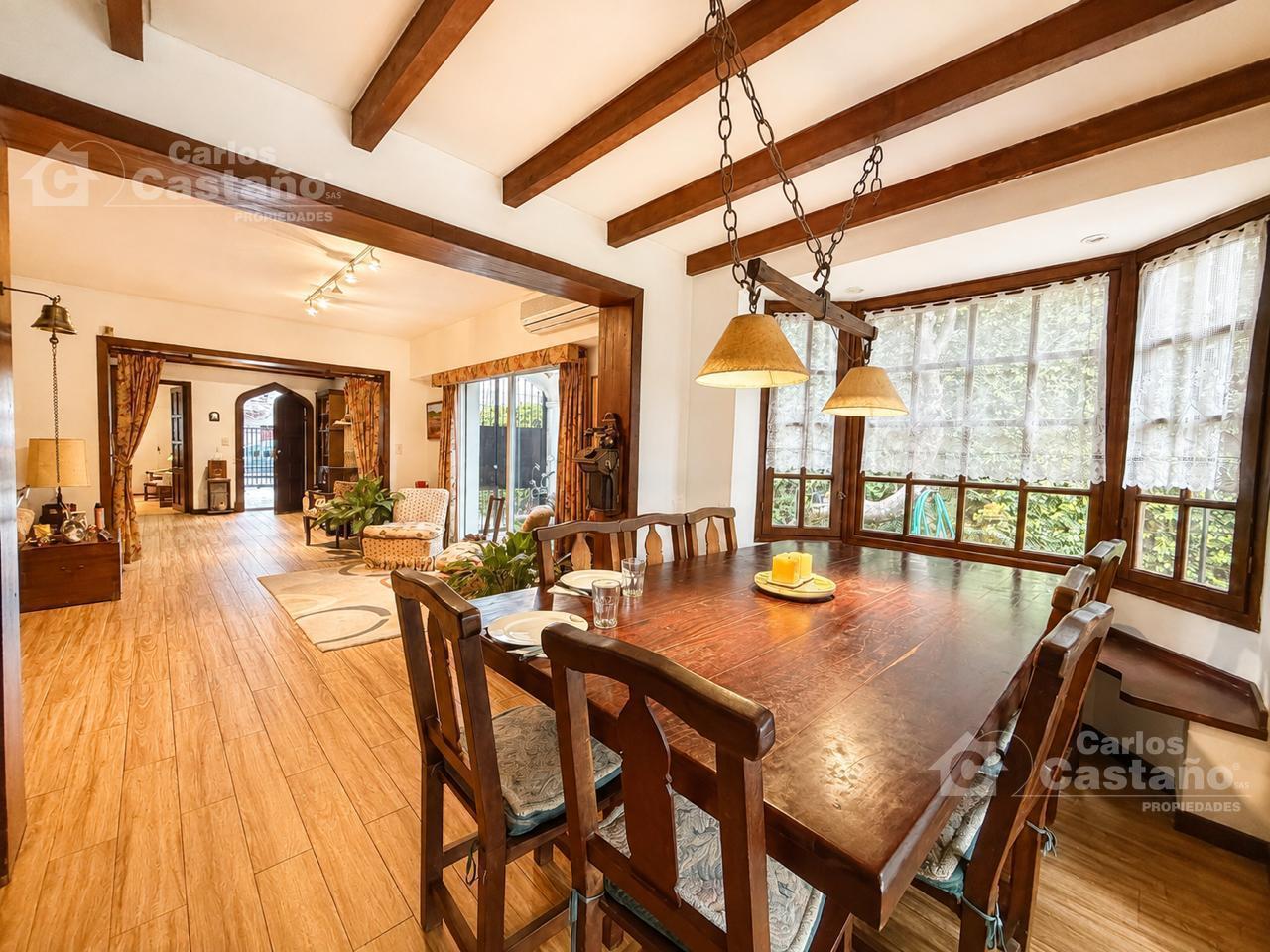 Foto de Chalet de estilo y categoría en Vicente López, imagen 2