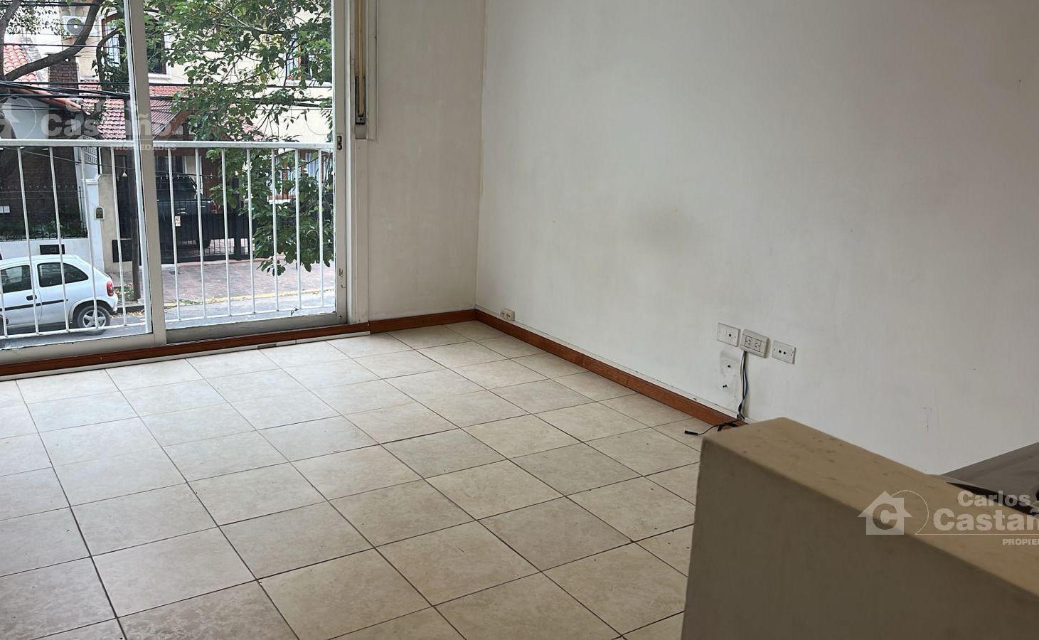 Foto de Exc. Monoambiente al Frente con Balcón Frances, a 1/c de Av. Maipú, imagen 4