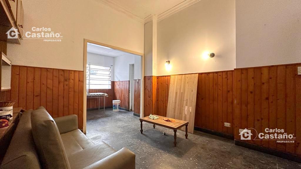 Foto de PH 2/3 Amb con Patio Cerca de Av. Maipu, imagen 1
