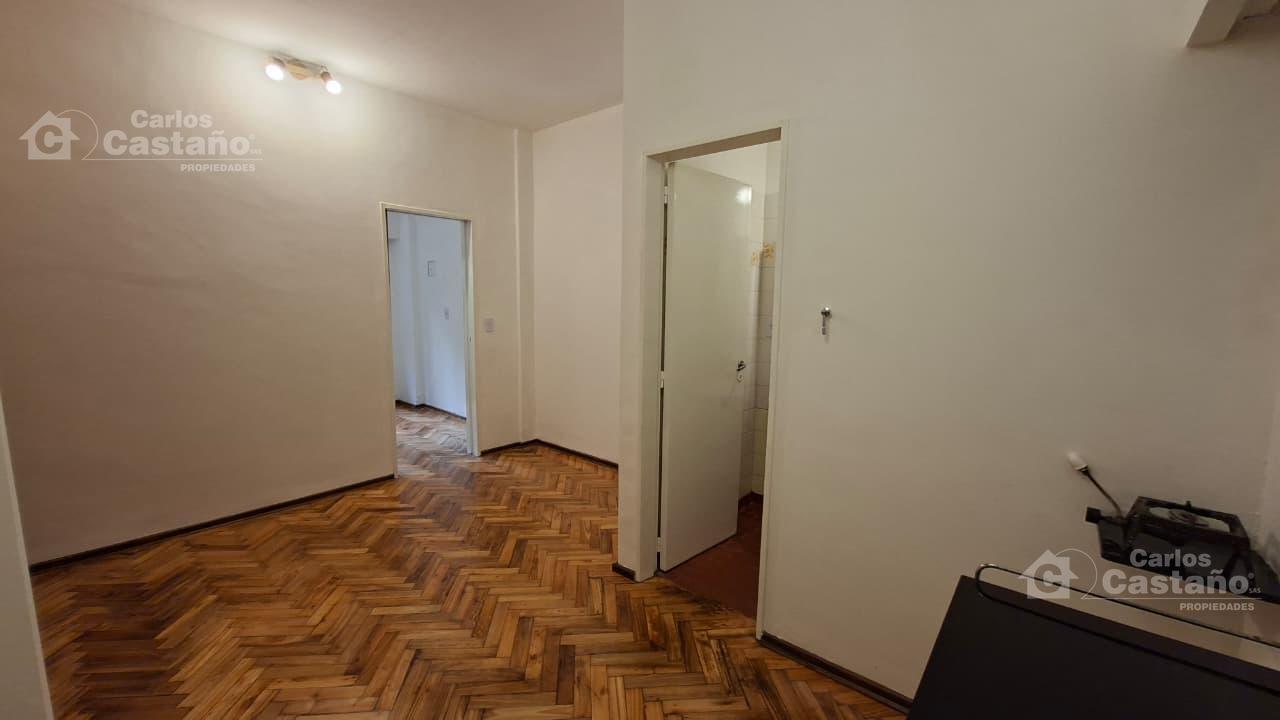 Foto de Excelente departamento 1 ambiente y medio. Uso profesional/comercial, imagen 5