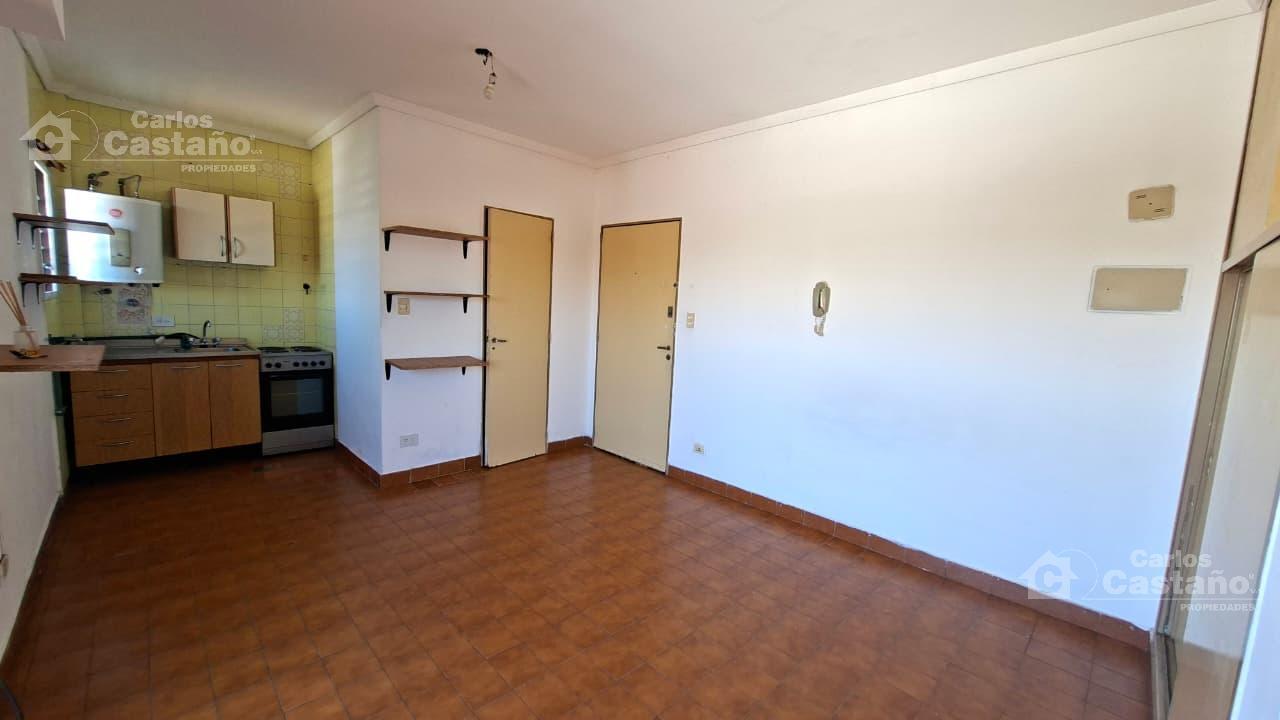 Foto de Excelente departamento 1 Amb con balcón corrido, imagen 2