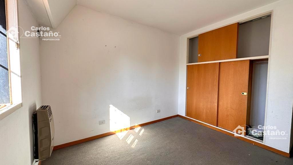 Foto de Exc Duplex 3 Amb con Fondo, Play-Room y Entrada de auto, imagen 3