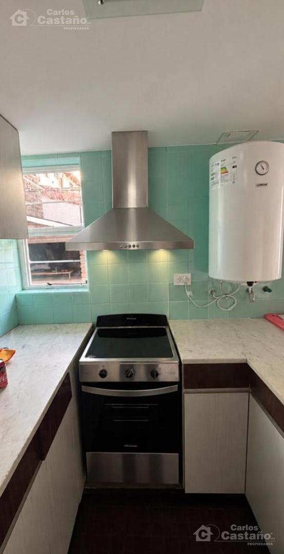 Foto de Chalet 5 Amb. con Jardín y 2 Cocheras, a 1/c de Av. Maipú, imagen 4
