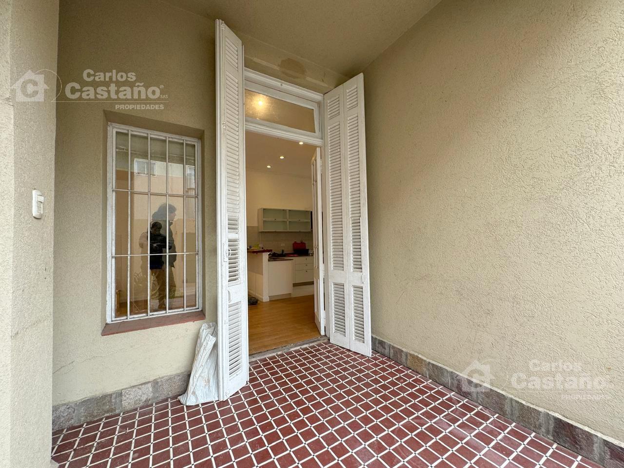 Foto de Moderno PH 4 Amb. Sin Expensas con Patio, Jardín y Cochera, imagen 5