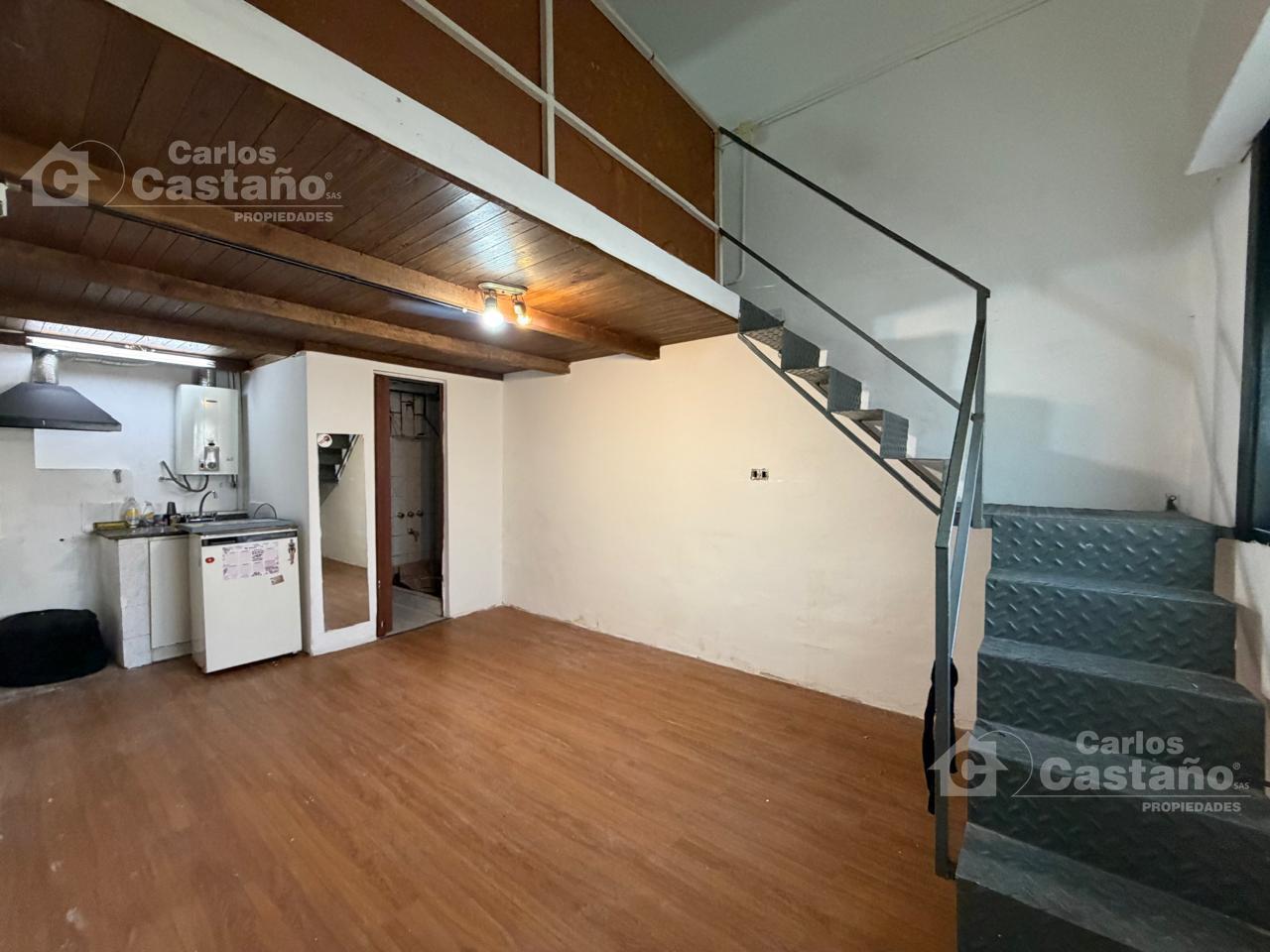 Foto de Monoambiente al Frente + Entrepiso a 6/c de Av. Maipú, imagen 1