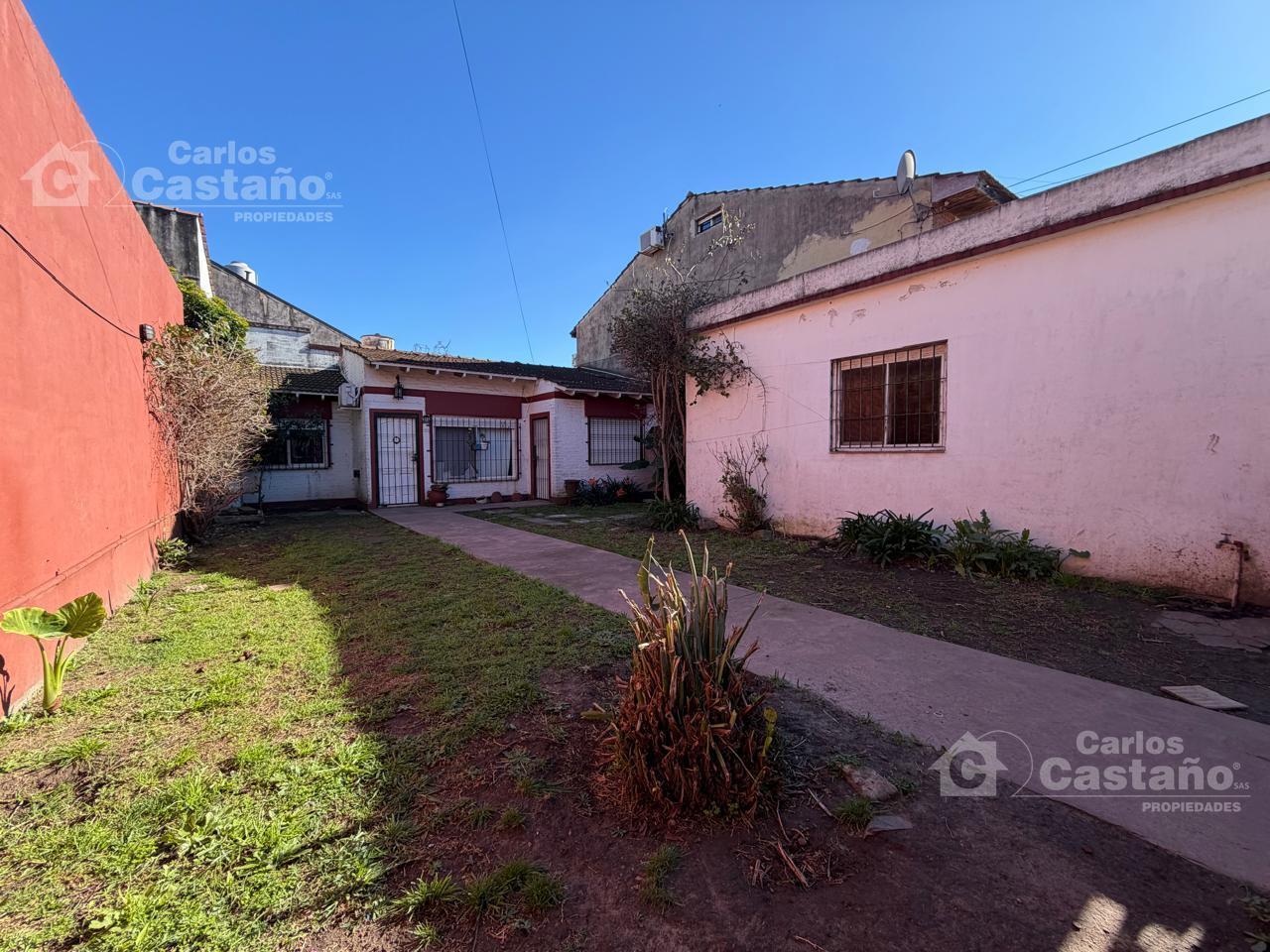 Foto de Chalet en 1 Planta, 2 Amb. + PH 2 Amb. con Patio, Parrilla, Garaje y, imagen 3