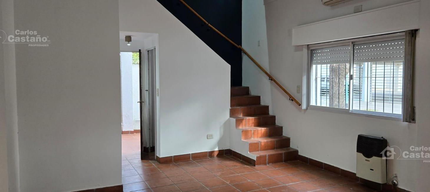 Foto de Casa 3 Amb. en Lote Propio y en Esquina, imagen 4