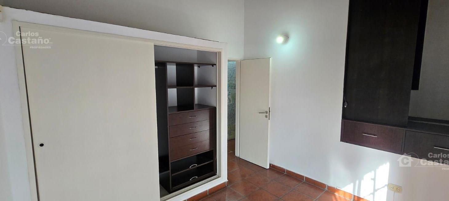 Foto de Casa 3 Amb. en Lote Propio y en Esquina, imagen 5