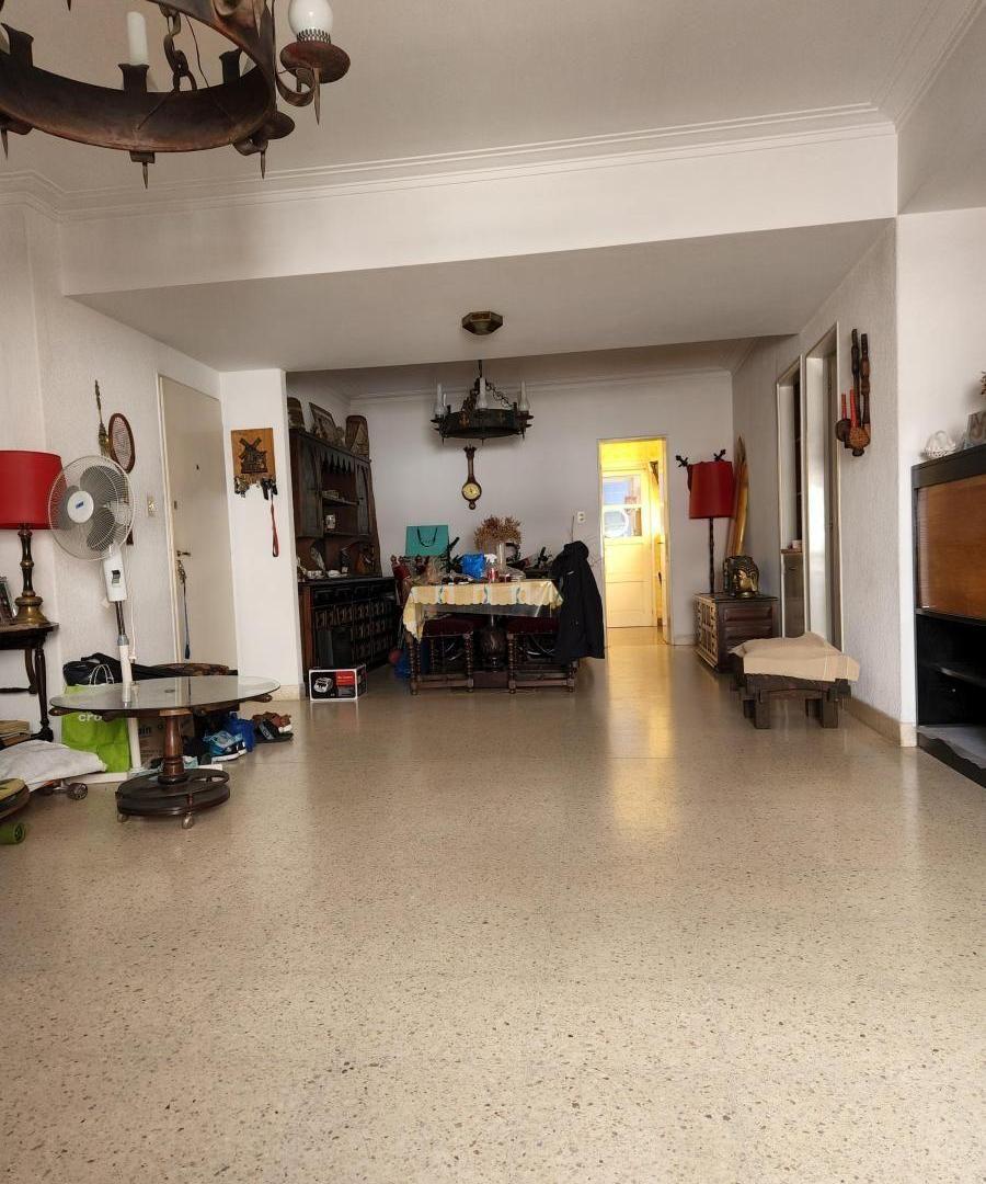 VENTA DEPARTAMENTO SUPER AMPLIO CON COCHERA CERCA DEL MAR