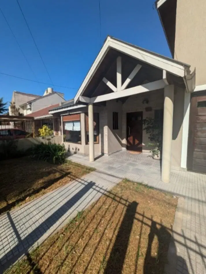 Chalet 4 ambientes - Colinas de Peralta Ramos 1