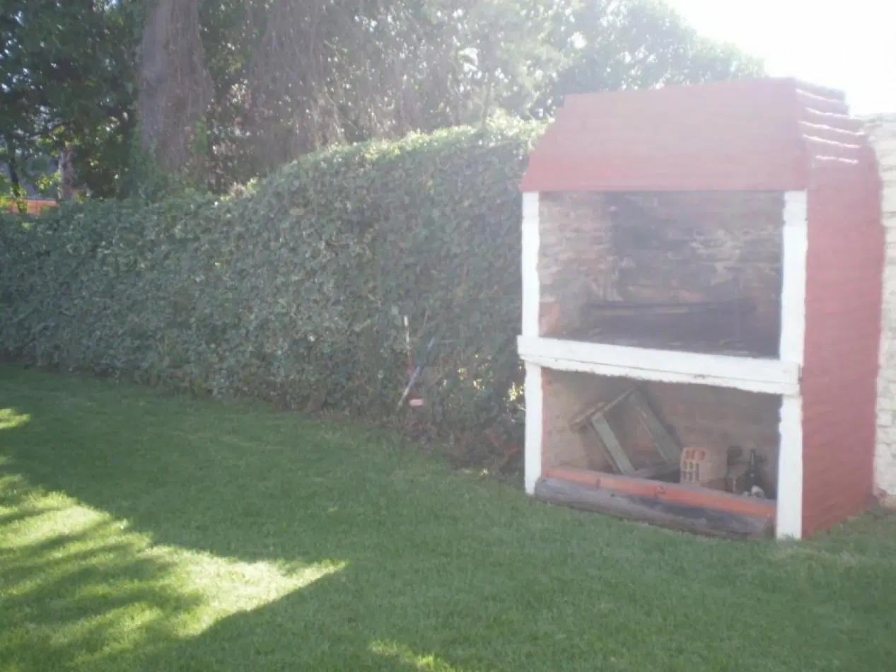 Casa 3 ambientes con gran parque 5