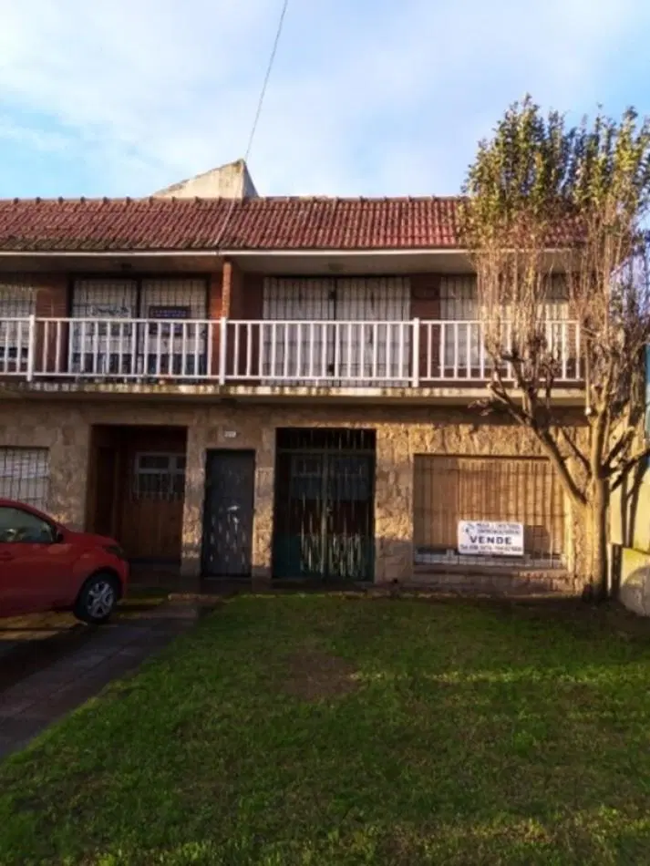 PH en planta baja, sin expensas - Punta mogotes 3