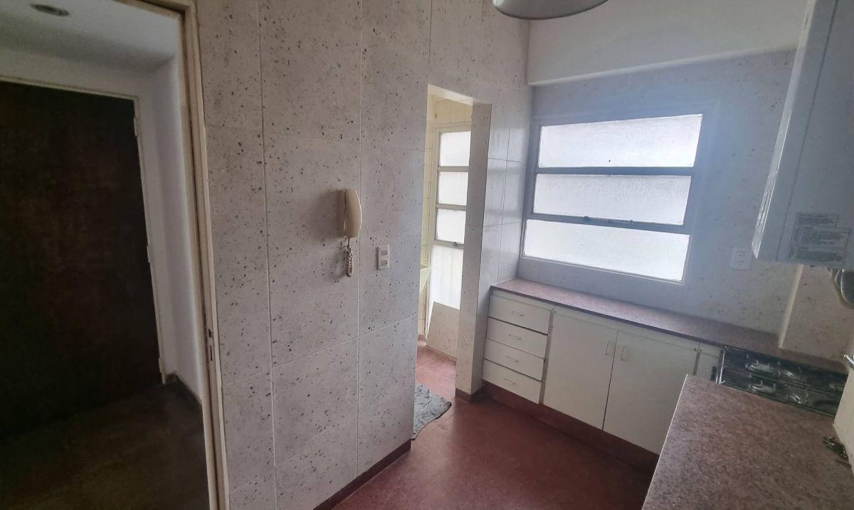 Foto de Av Foresto al 1800 alquiler Colegiuales, imagen 4