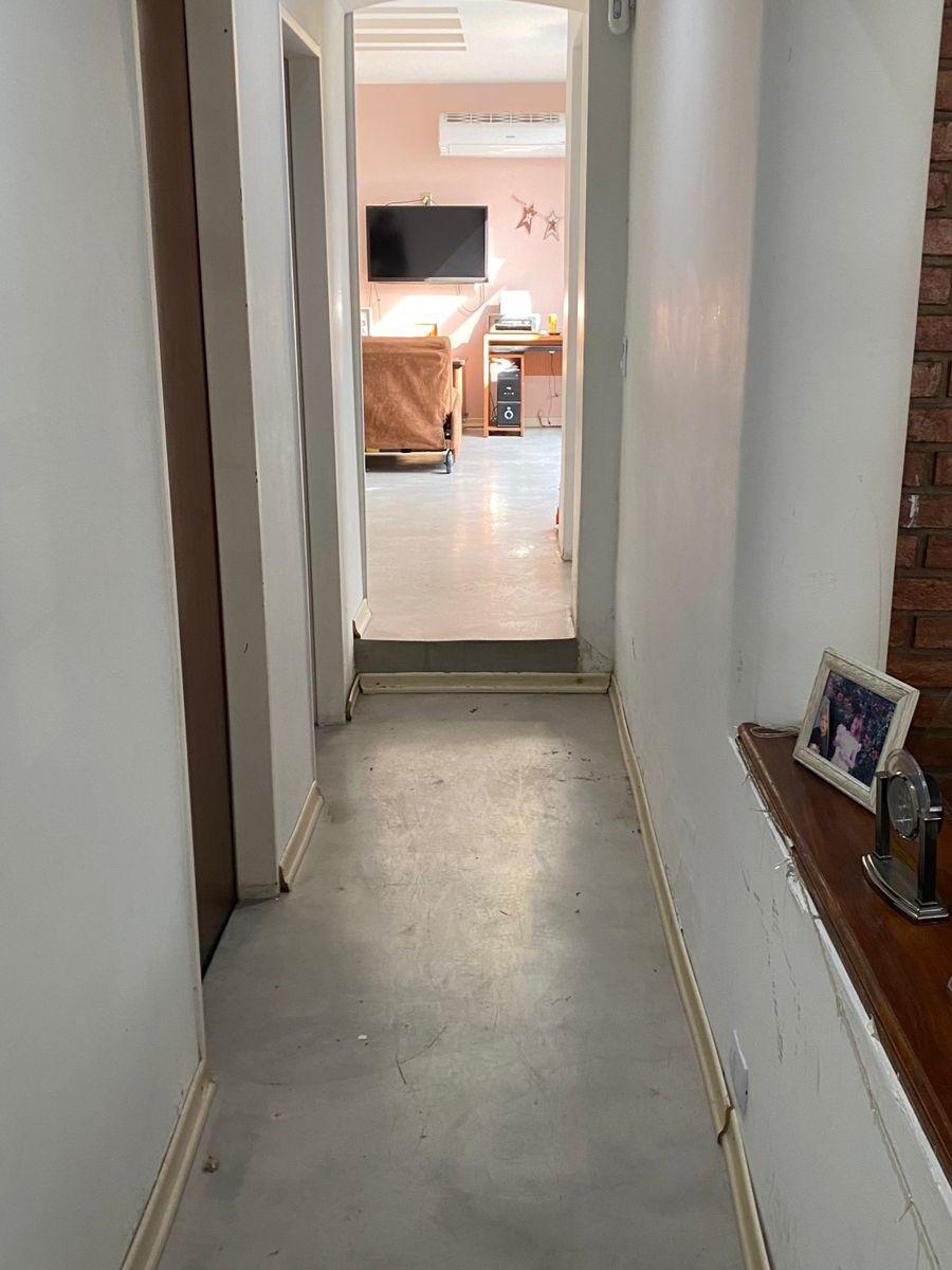 Casa 3 Amb C/cochera y Piscina 1