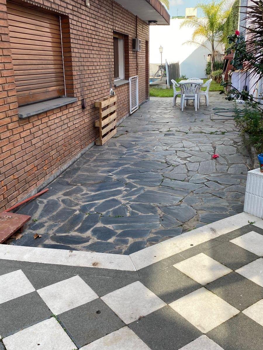 Casa 3 Amb C/cochera y Piscina 2