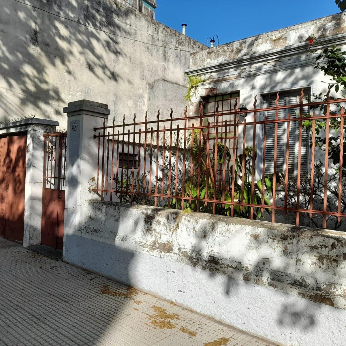 Casa 5 Amb a Refaccionar o Demoler 1