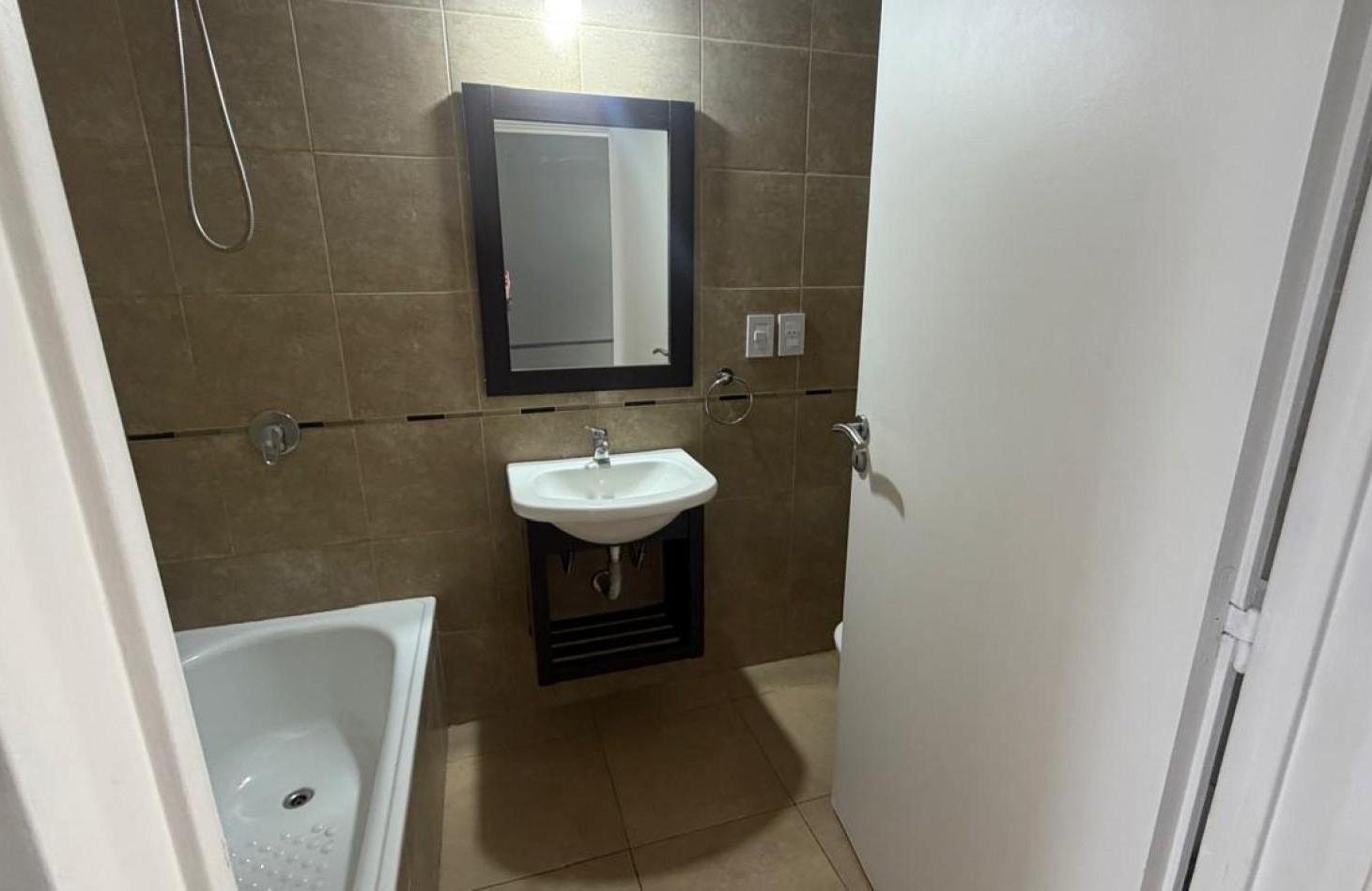 Foto de DEPARTAMENTO 2 AMBIENTES EN ALQUILER VERSALLES, imagen 5